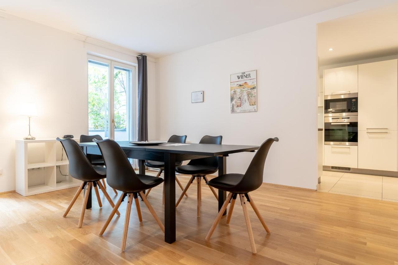 Apartment - Schwarzenbergplatz