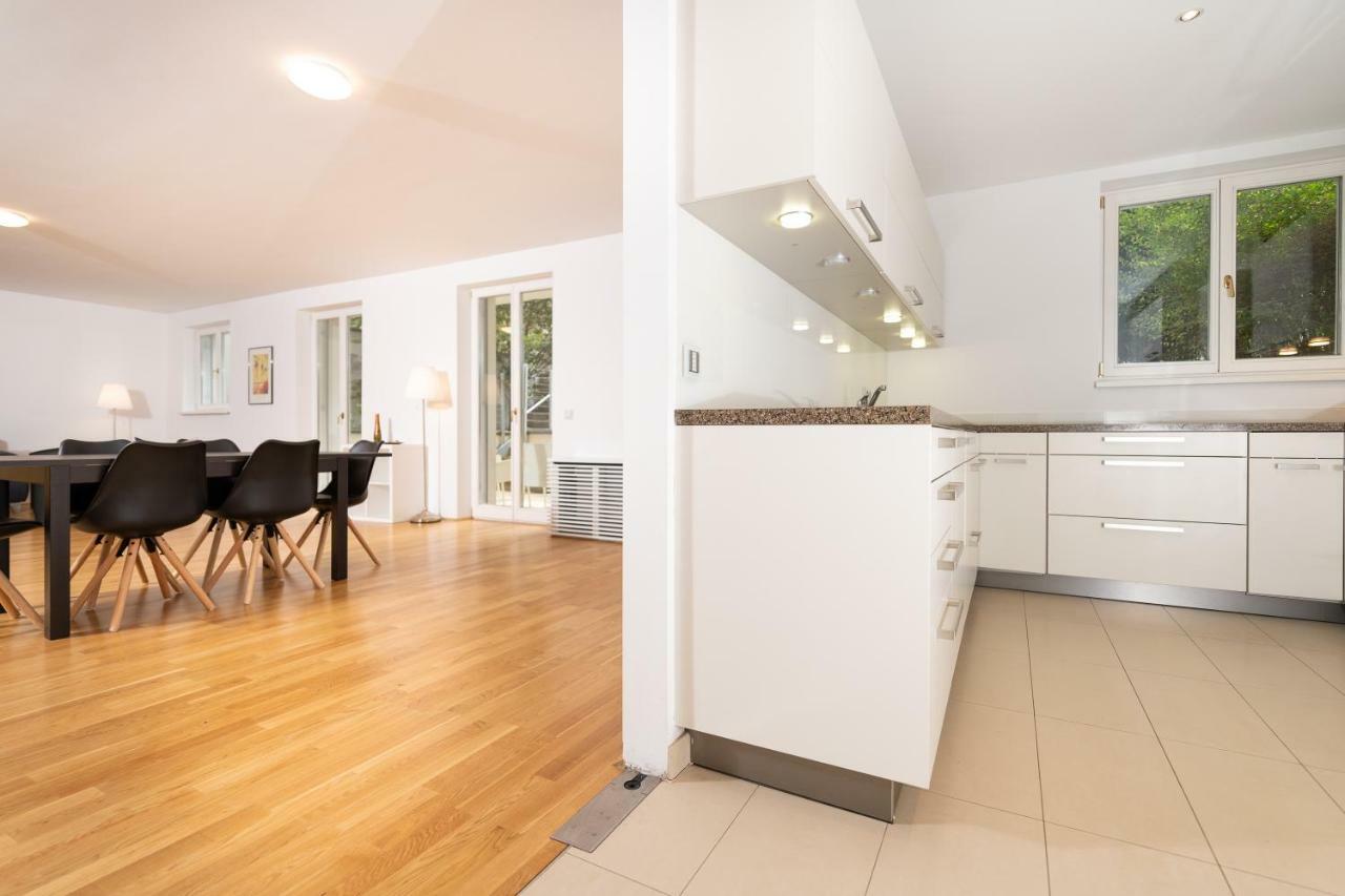 Apartment - Schwarzenbergplatz *