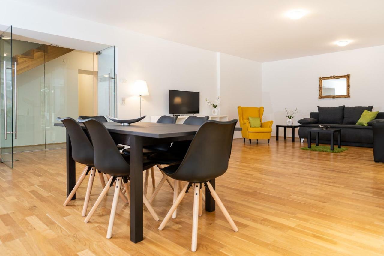 Apartment - Schwarzenbergplatz *